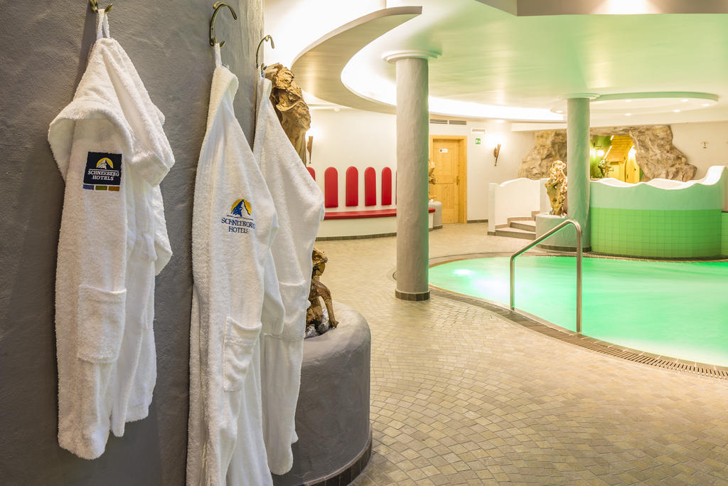 Hotel Schneeberg Family Spa Resort Ridanna Exterior foto